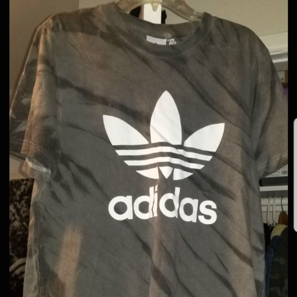 Adidas Tiger